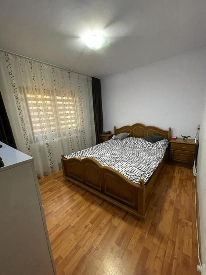 Apartament Gallamar Apartment Birlad ภายนอก รูปภาพ