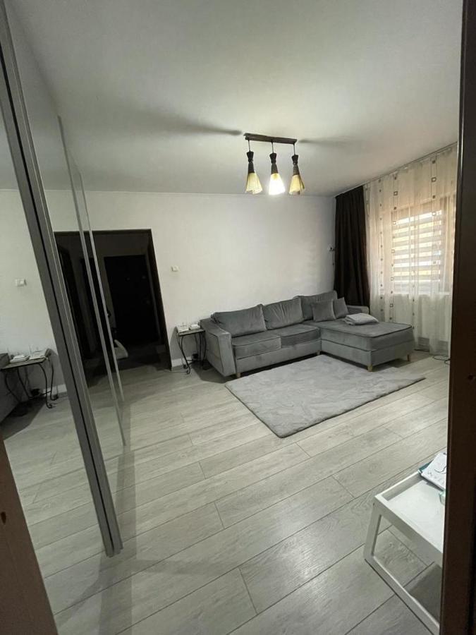 Apartament Gallamar Apartment Birlad ภายนอก รูปภาพ